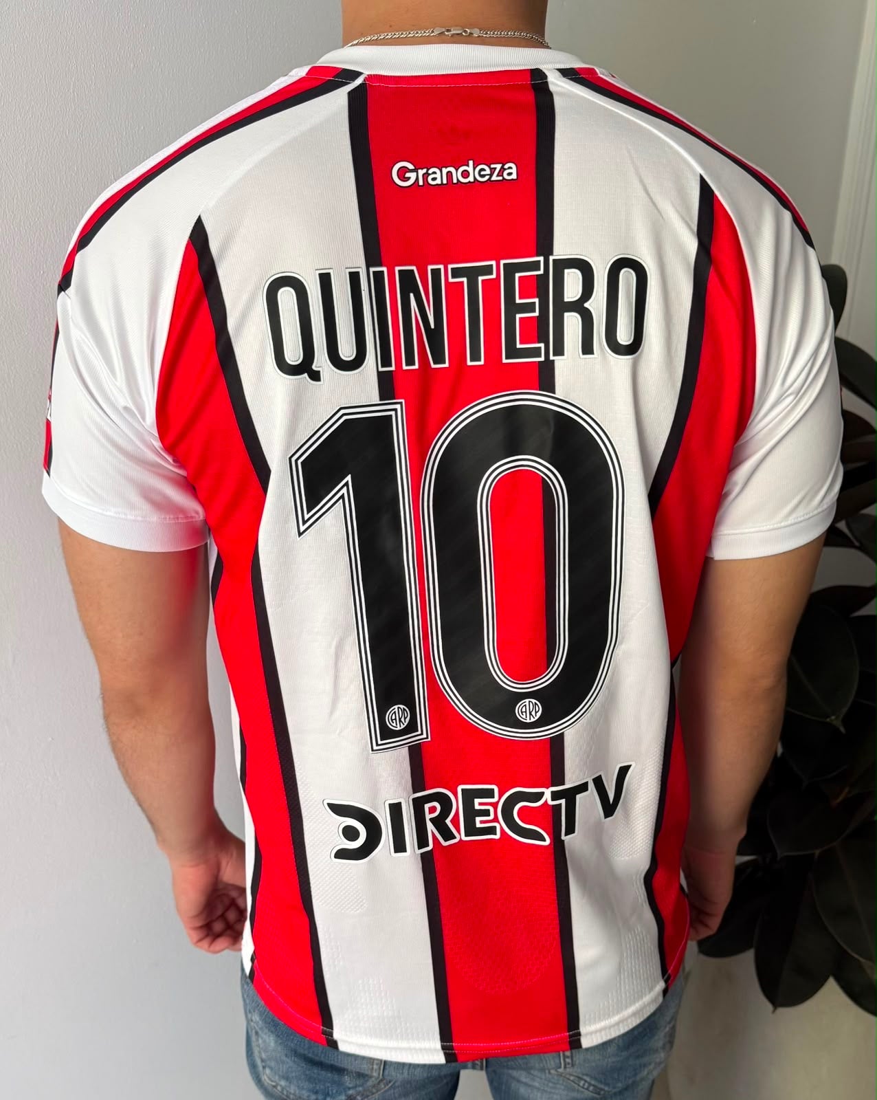 Camiseta River Plate Icon ⚪️🔴